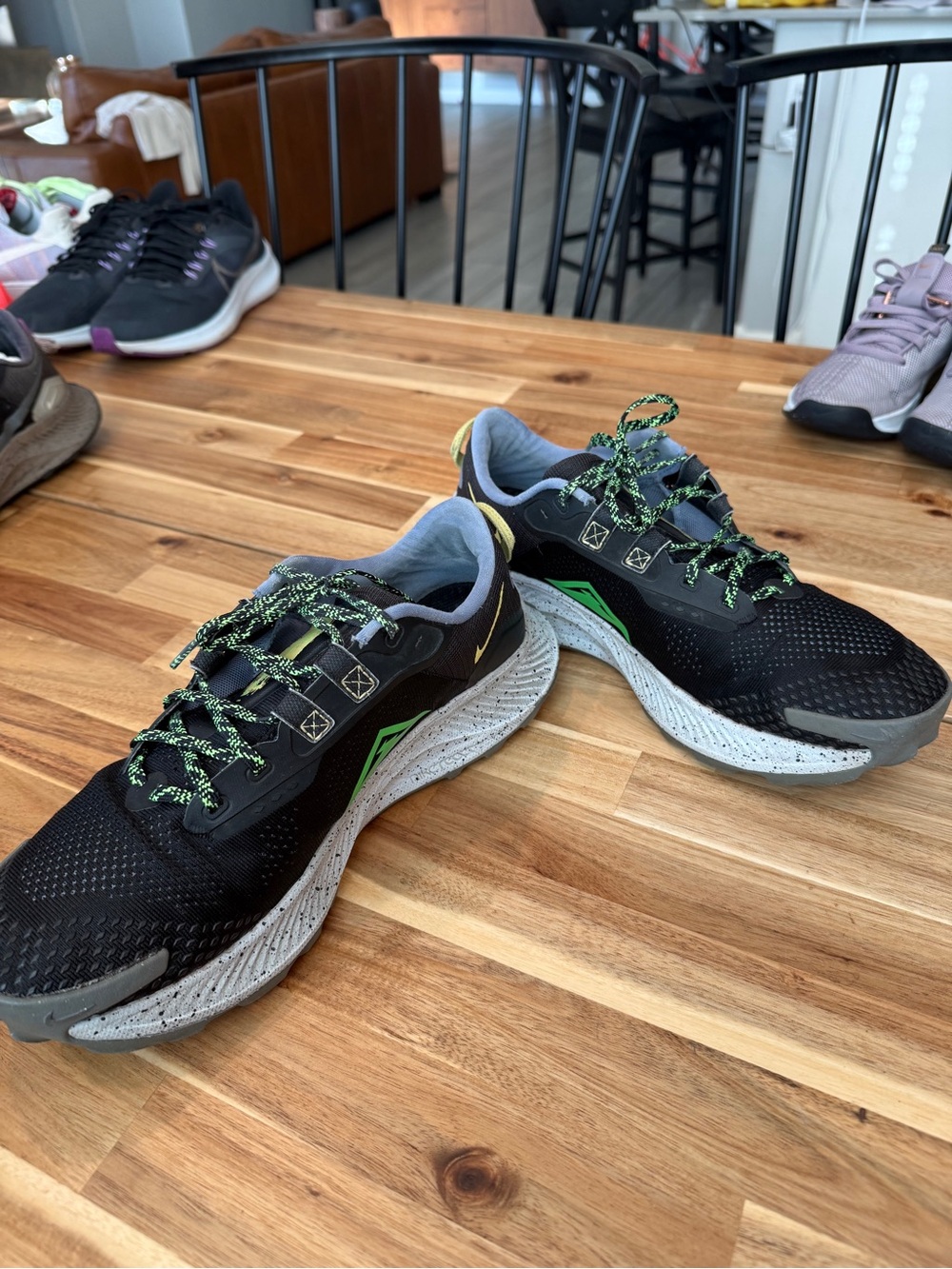 Nike Trail Pegasus Running Shoes with Green Accent - Men's - Picture 5 of 8